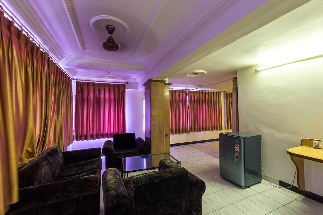 Hotel Kirti Джамнагар Экстерьер фото