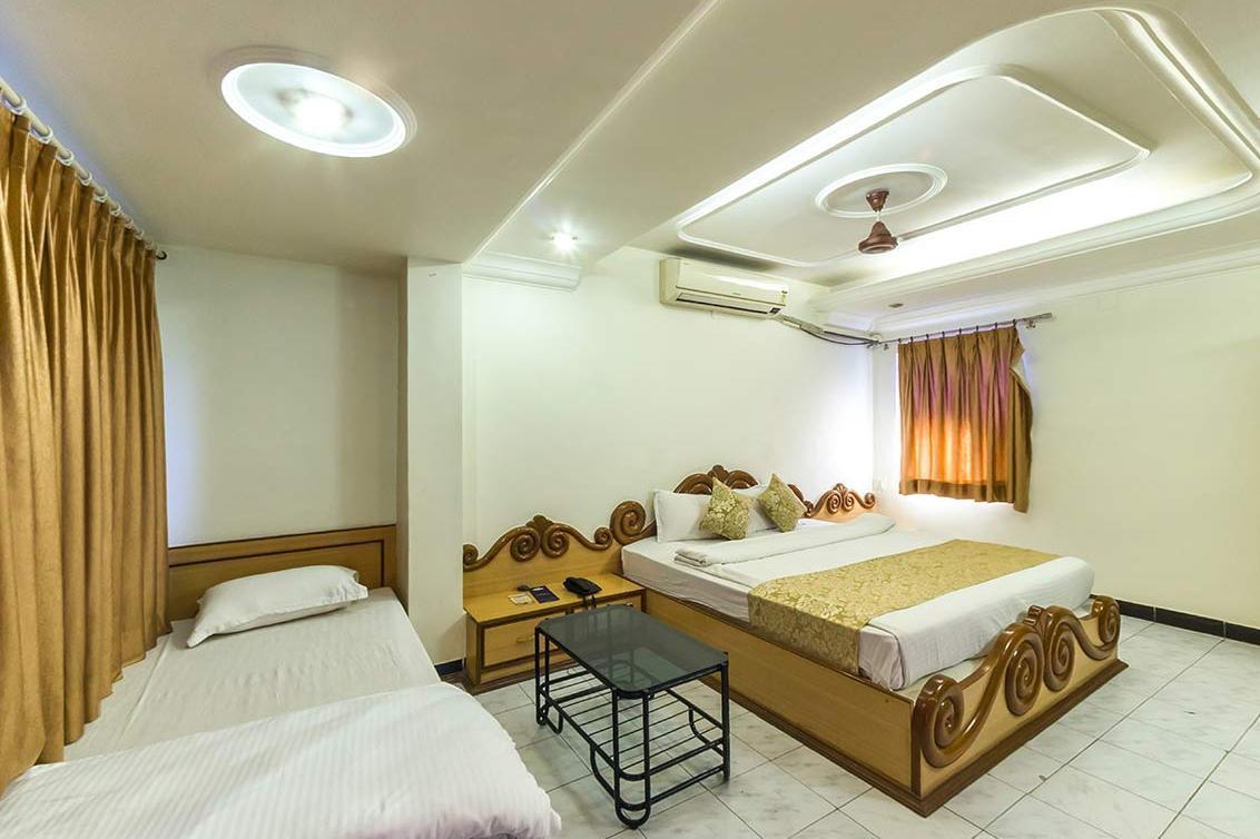 Hotel Kirti Джамнагар Экстерьер фото